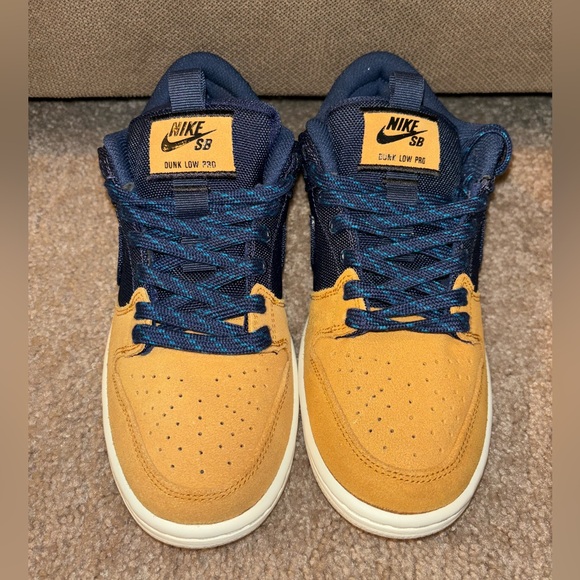Nike Sb Dunk- Desert Ochre and Midnight Navy - Picture 5 of 8